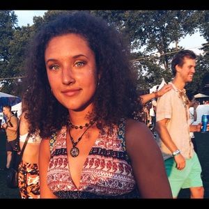 Meet your Posher, Caroline